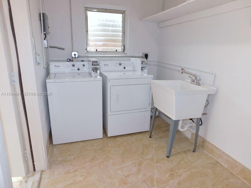 Photo of 1648 Washington St #1-2, Hollywood, FL 33020 (MLS # A11934641)