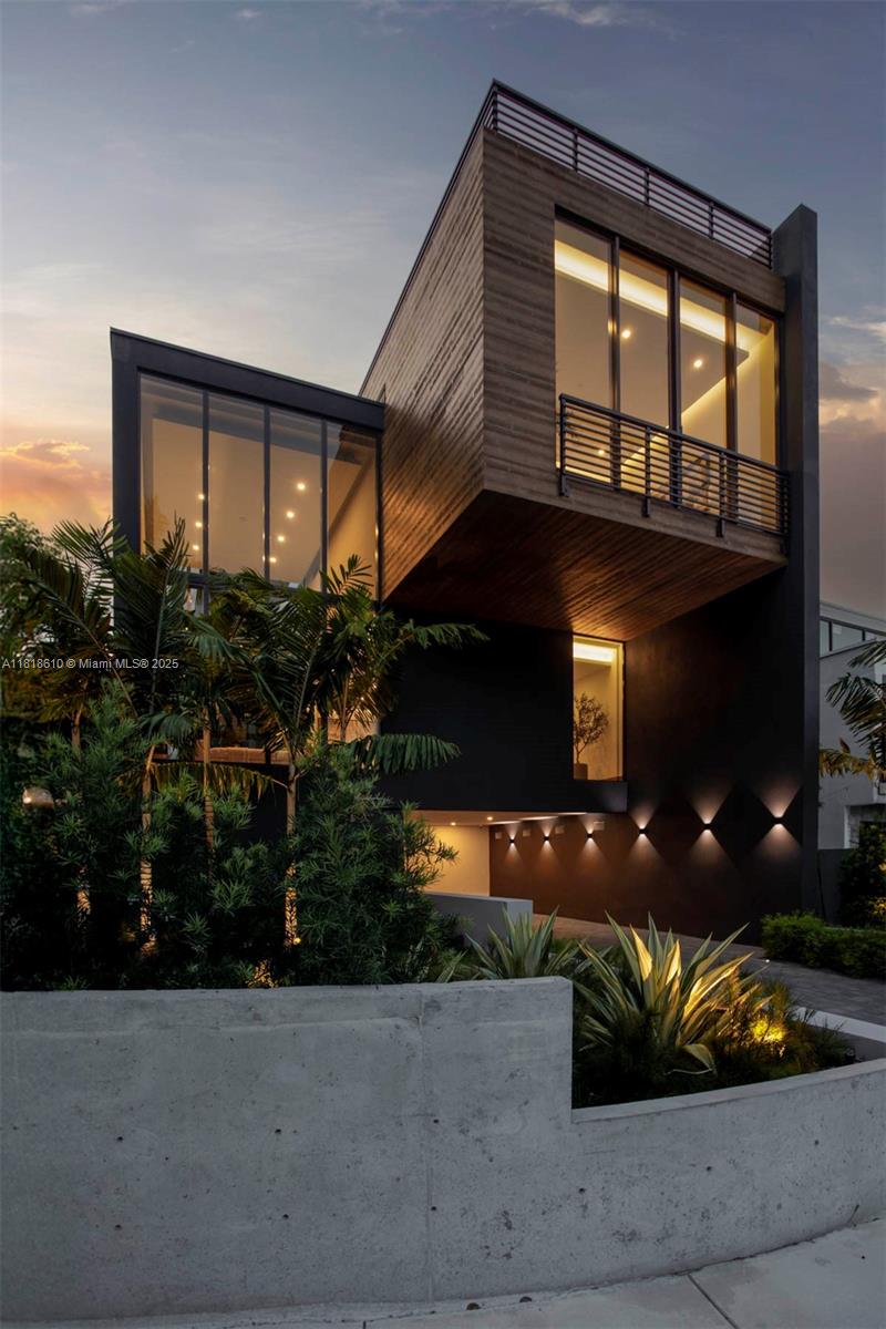 FAIRHAVEN - Residential