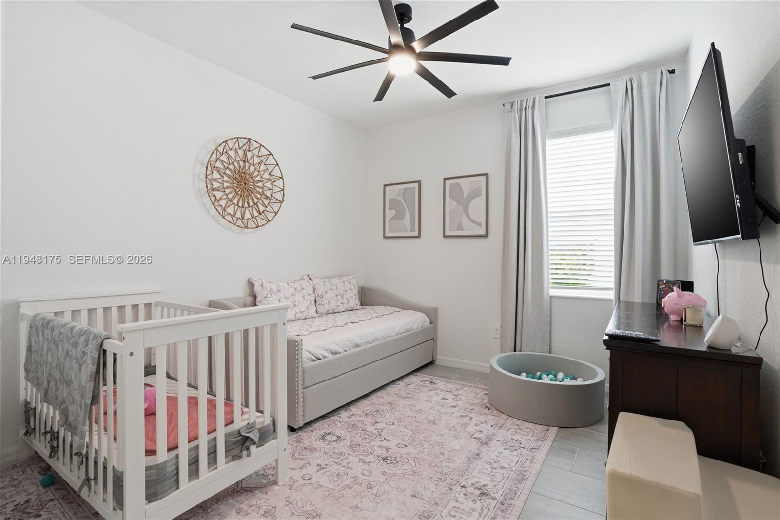 TRAILS EDGE - Residential