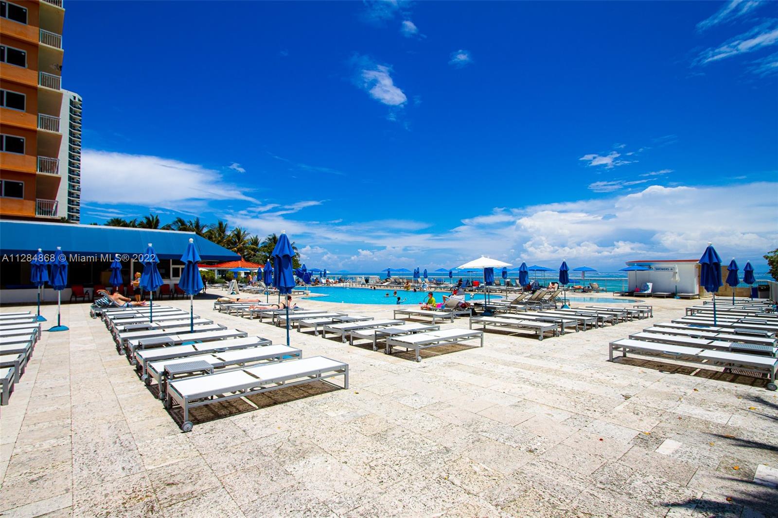 THE AVENTURA BEACH CLUB C - Residential