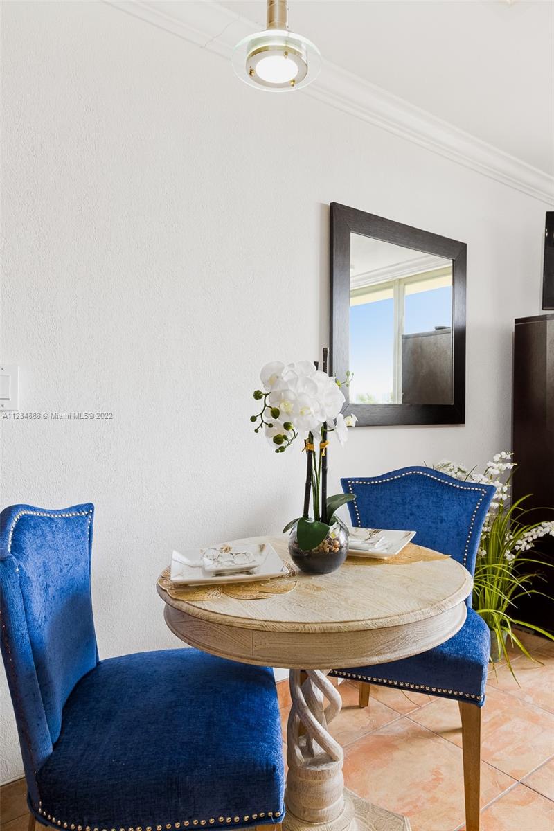 THE AVENTURA BEACH CLUB C - Residential