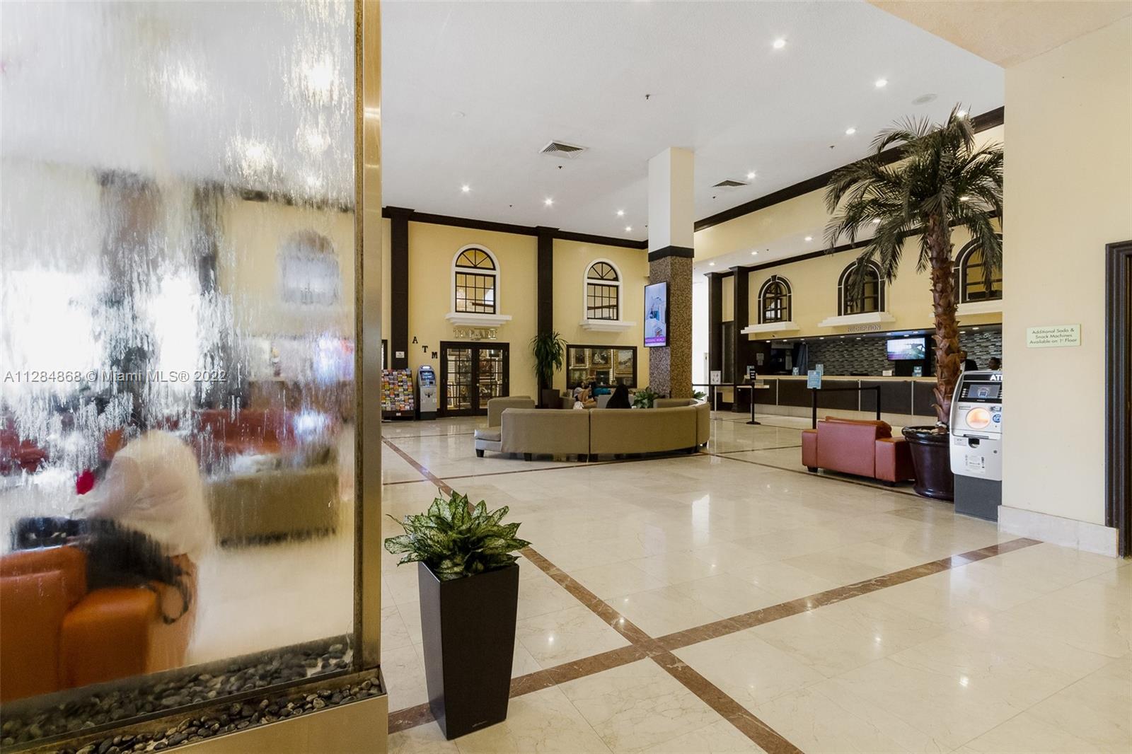 THE AVENTURA BEACH CLUB C - Residential