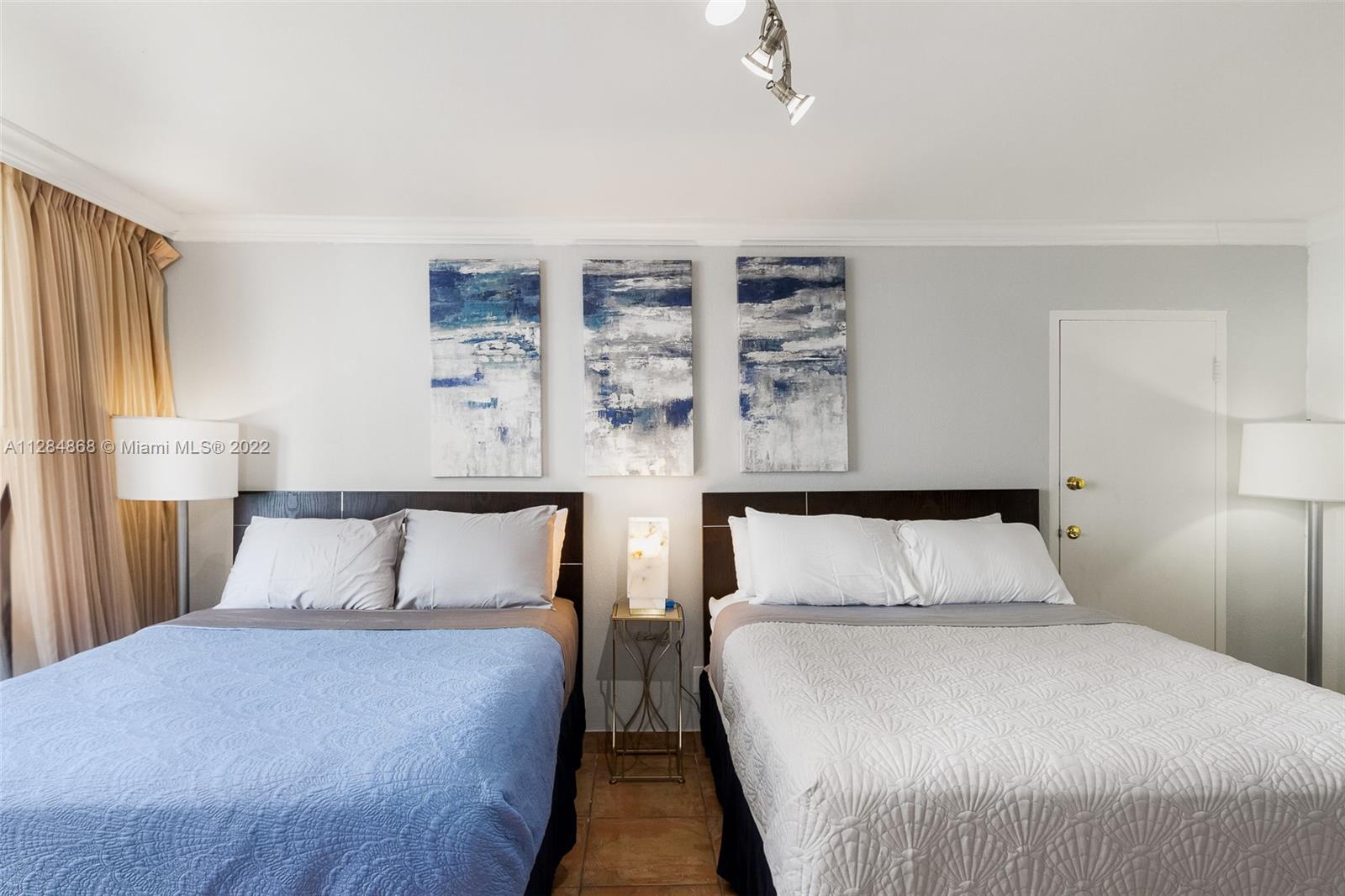 THE AVENTURA BEACH CLUB C - Residential