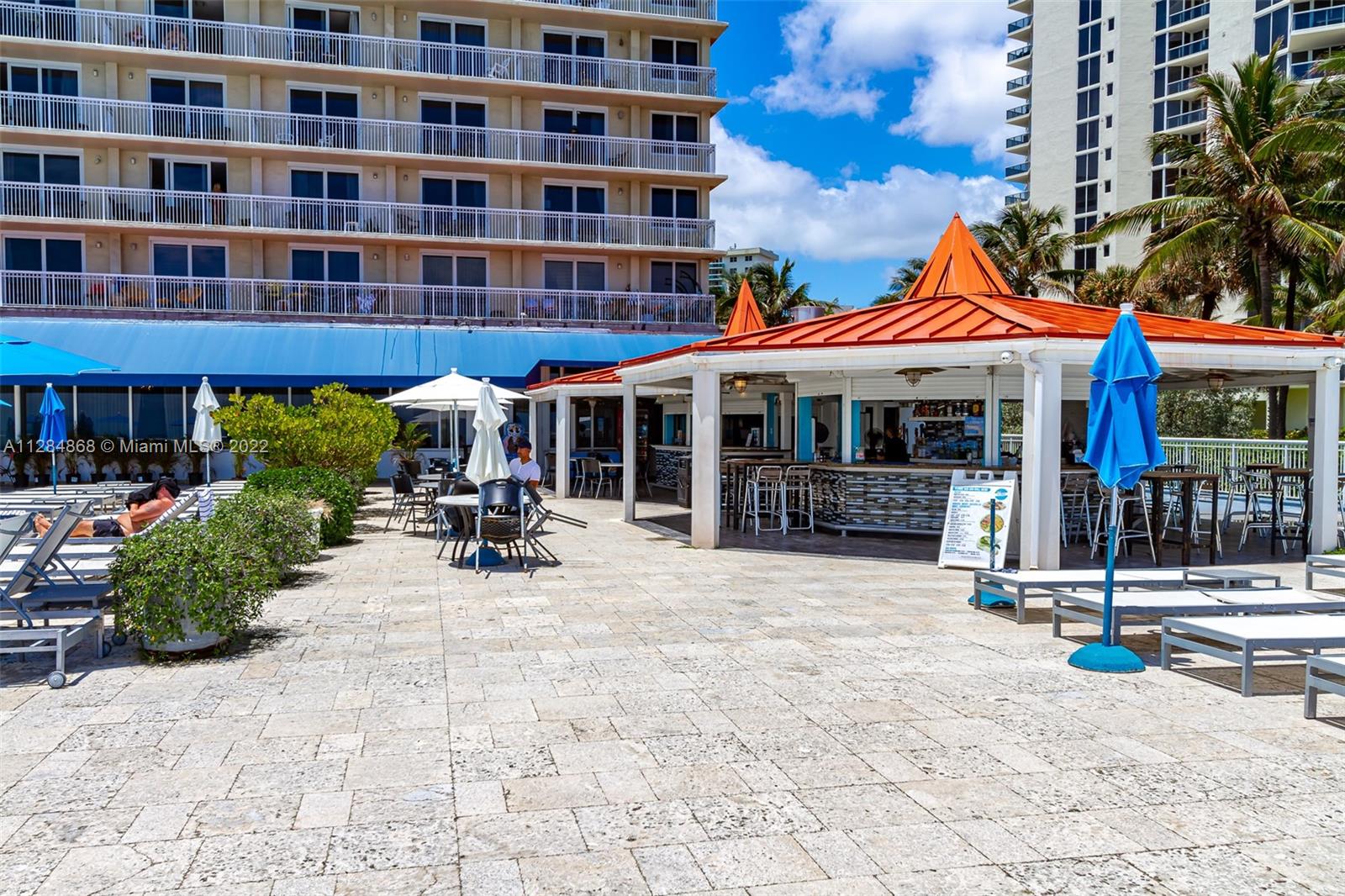 THE AVENTURA BEACH CLUB C - Residential