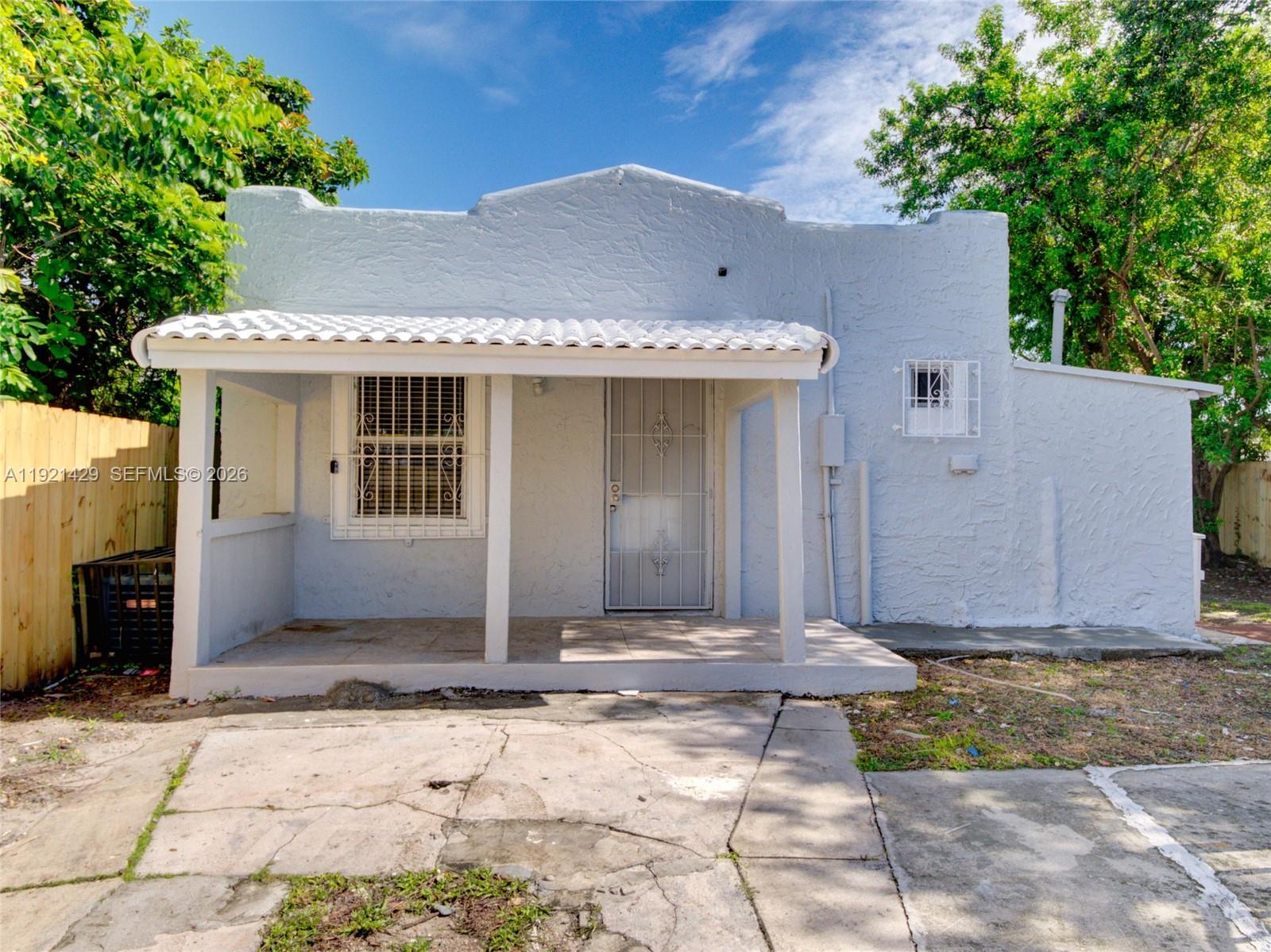 FLORAL PK 1ST AMD - Residential Income