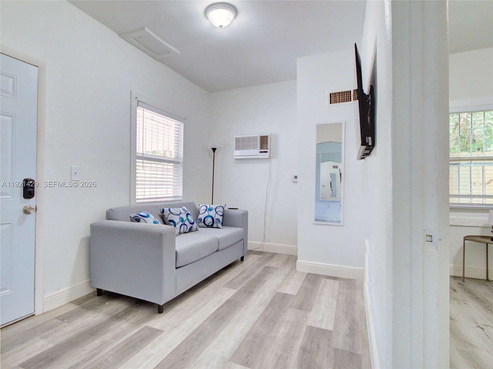 FLORAL PK 1ST AMD - Residential Income