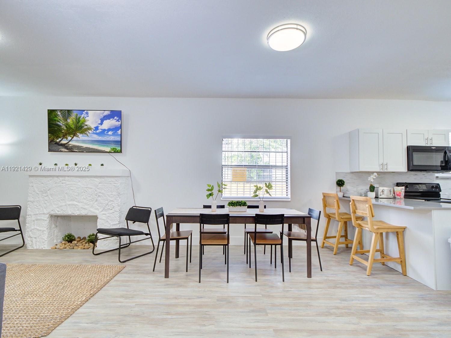 FLORAL PK 1ST AMD - Residential Income