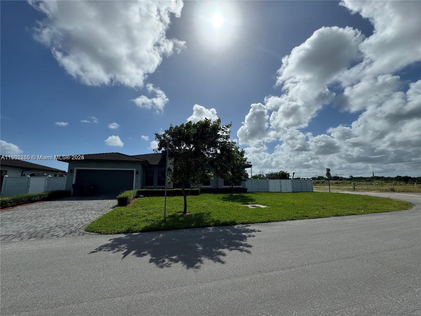 SOUTHERN COVE - Residential Lease