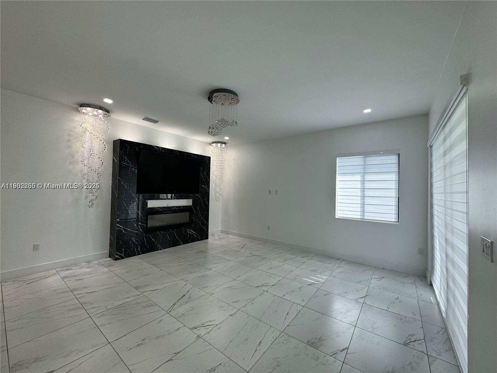 SOUTHERN COVE - Residential Lease