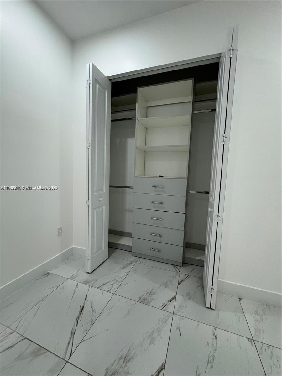 SOUTHERN COVE - Residential Lease