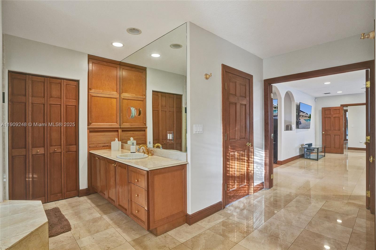 Lindbergh Landing - Residential