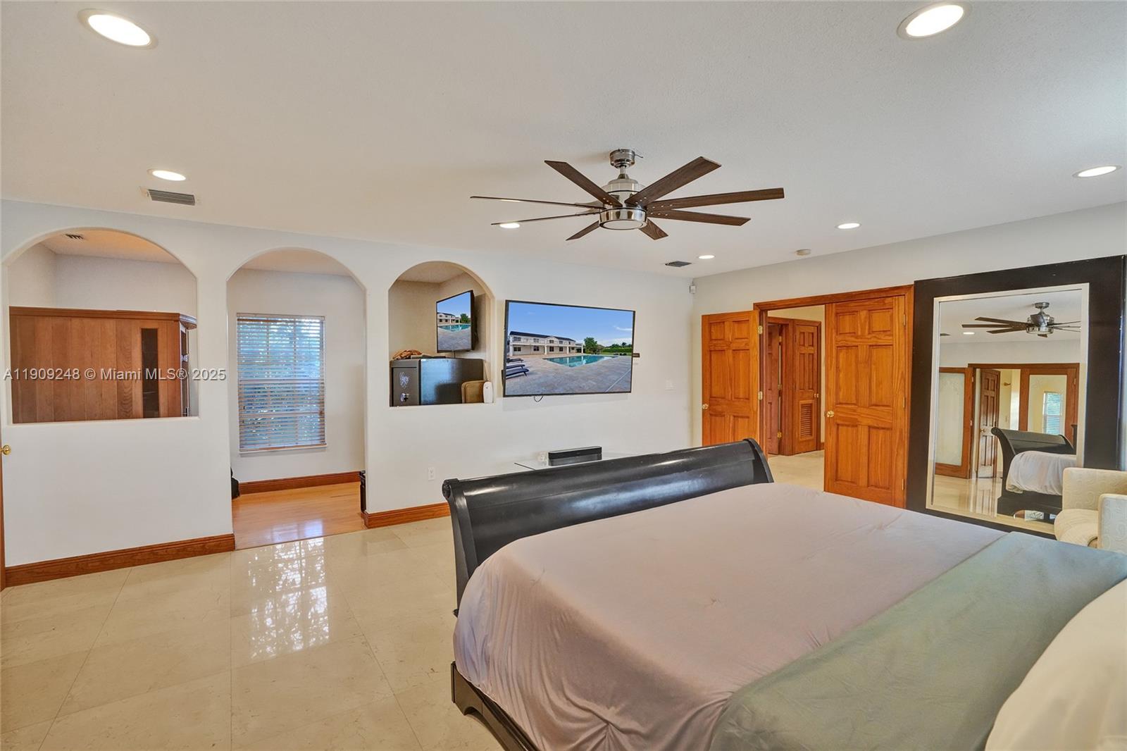 Lindbergh Landing - Residential