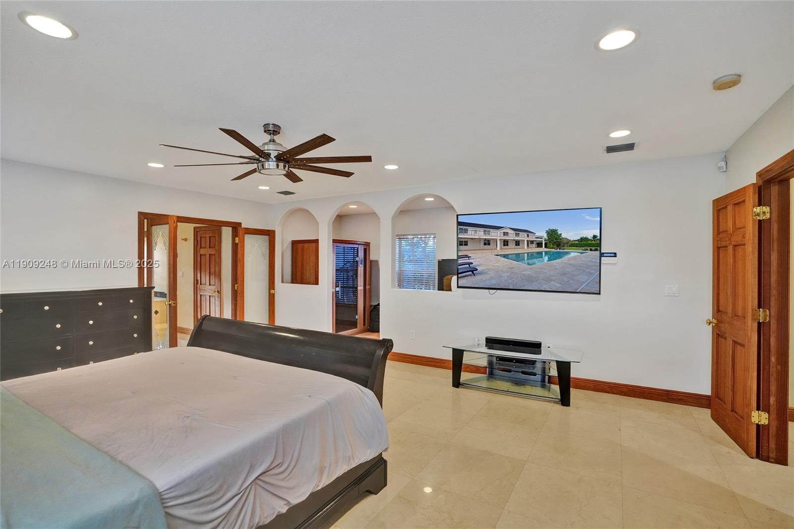 Lindbergh Landing - Residential