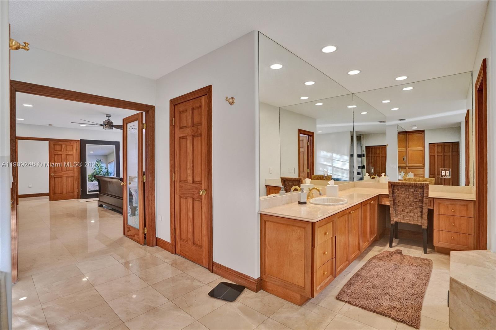 Lindbergh Landing - Residential