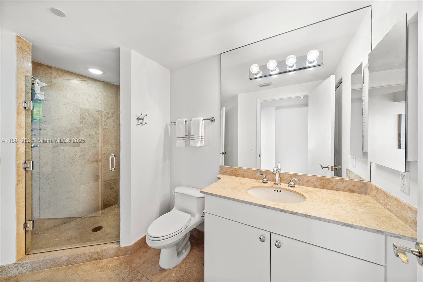 BLUE DIAMOND CONDO - Residential Lease