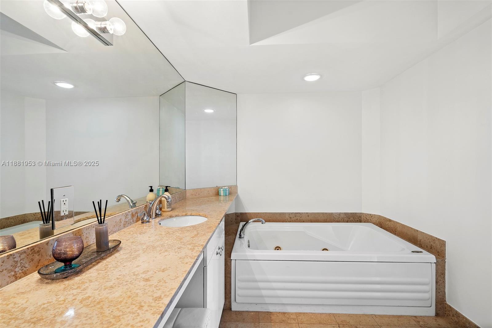 BLUE DIAMOND CONDO - Residential Lease