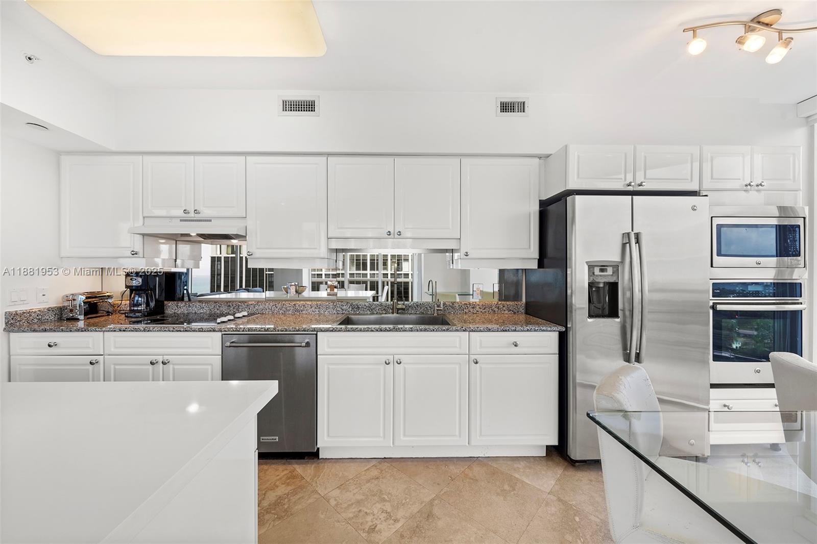 BLUE DIAMOND CONDO - Residential Lease