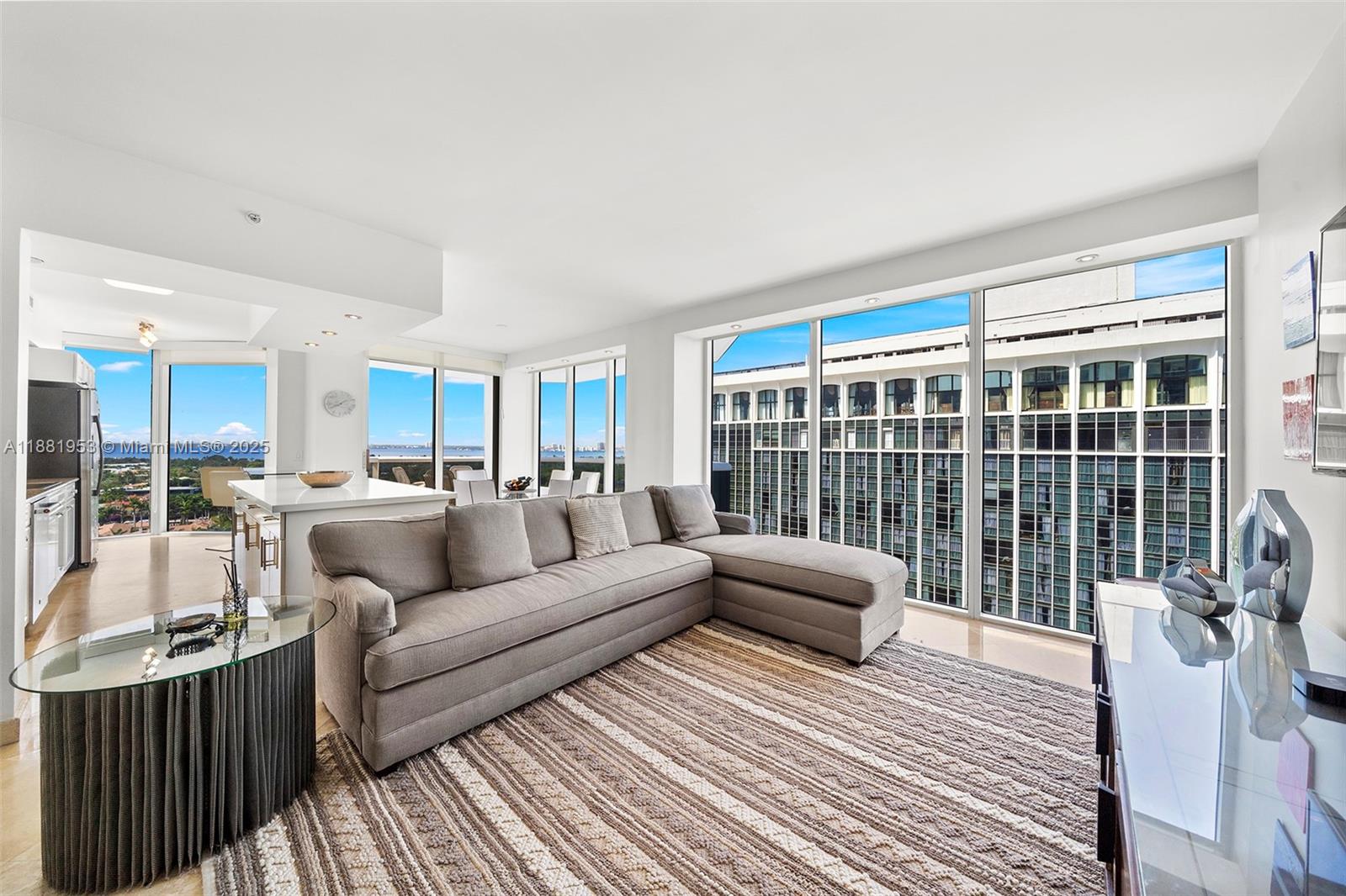 BLUE DIAMOND CONDO - Residential Lease