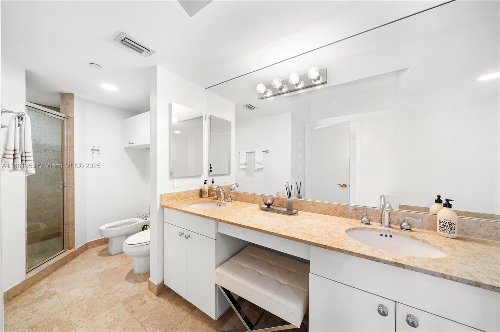 BLUE DIAMOND CONDO - Residential Lease