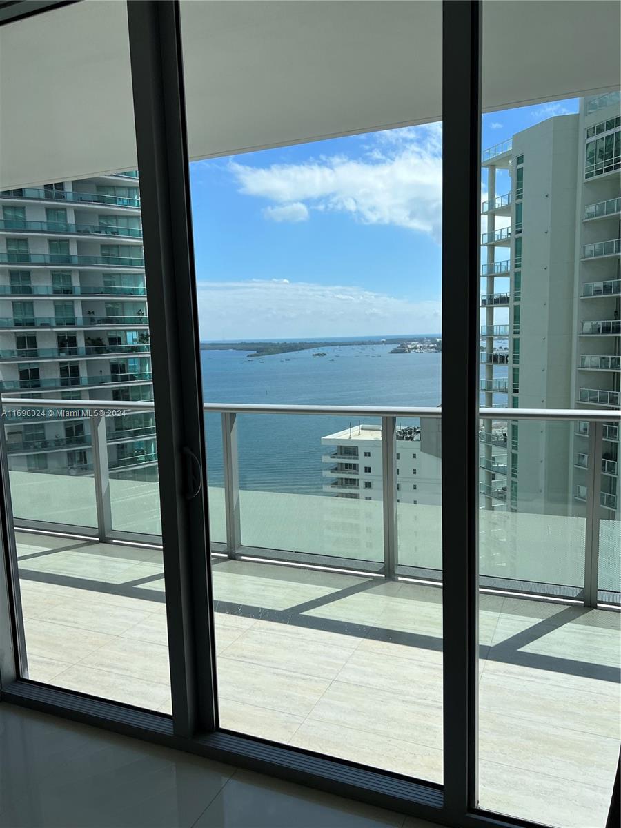 Rental Property at 1300 Brickell Bay Dr 2205, Miami, Broward County, Florida - Bedrooms: 1 
Bathrooms: 2  - $3,600 MO.