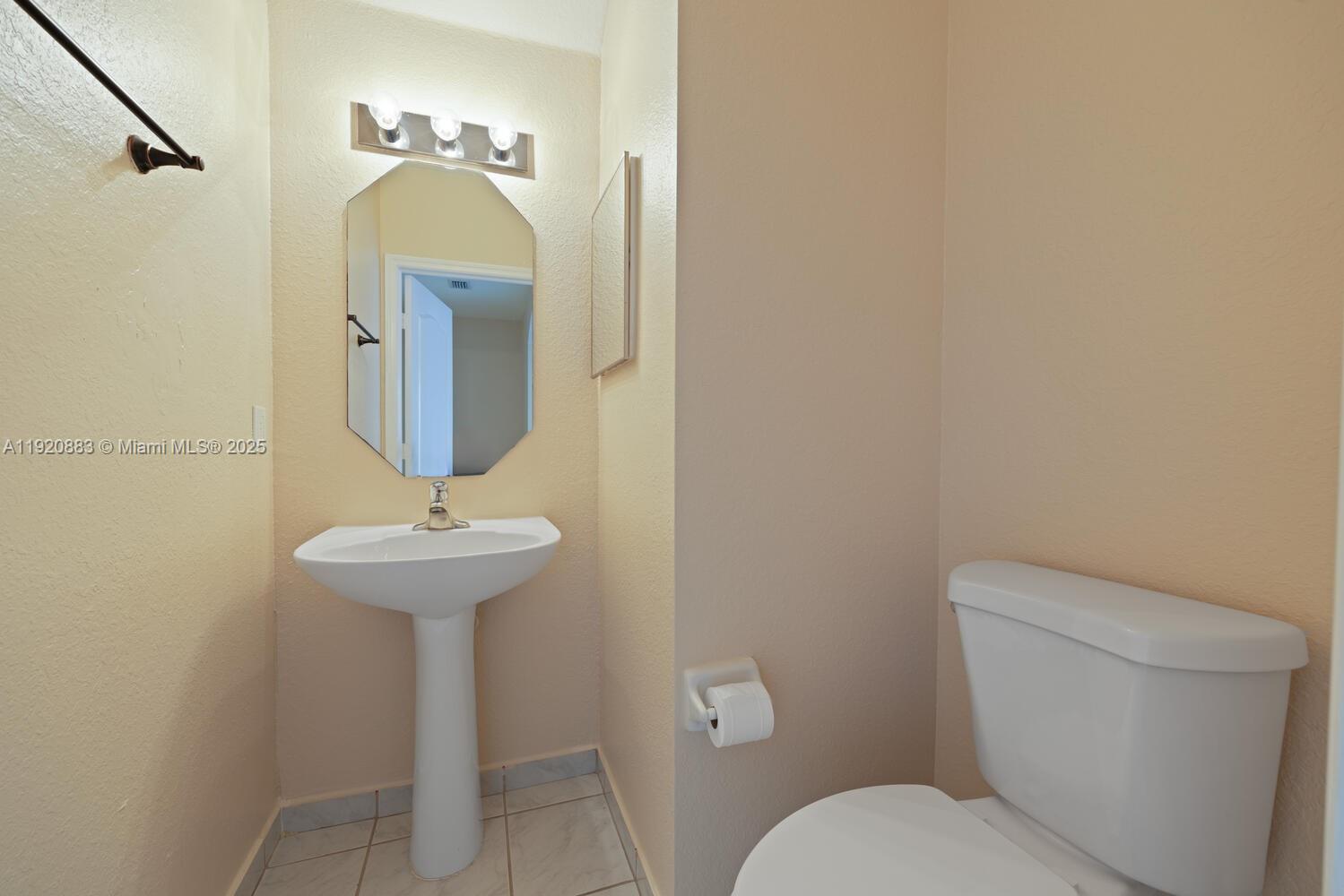 SANTA BARBARA 1ST ADDN - Residential Lease