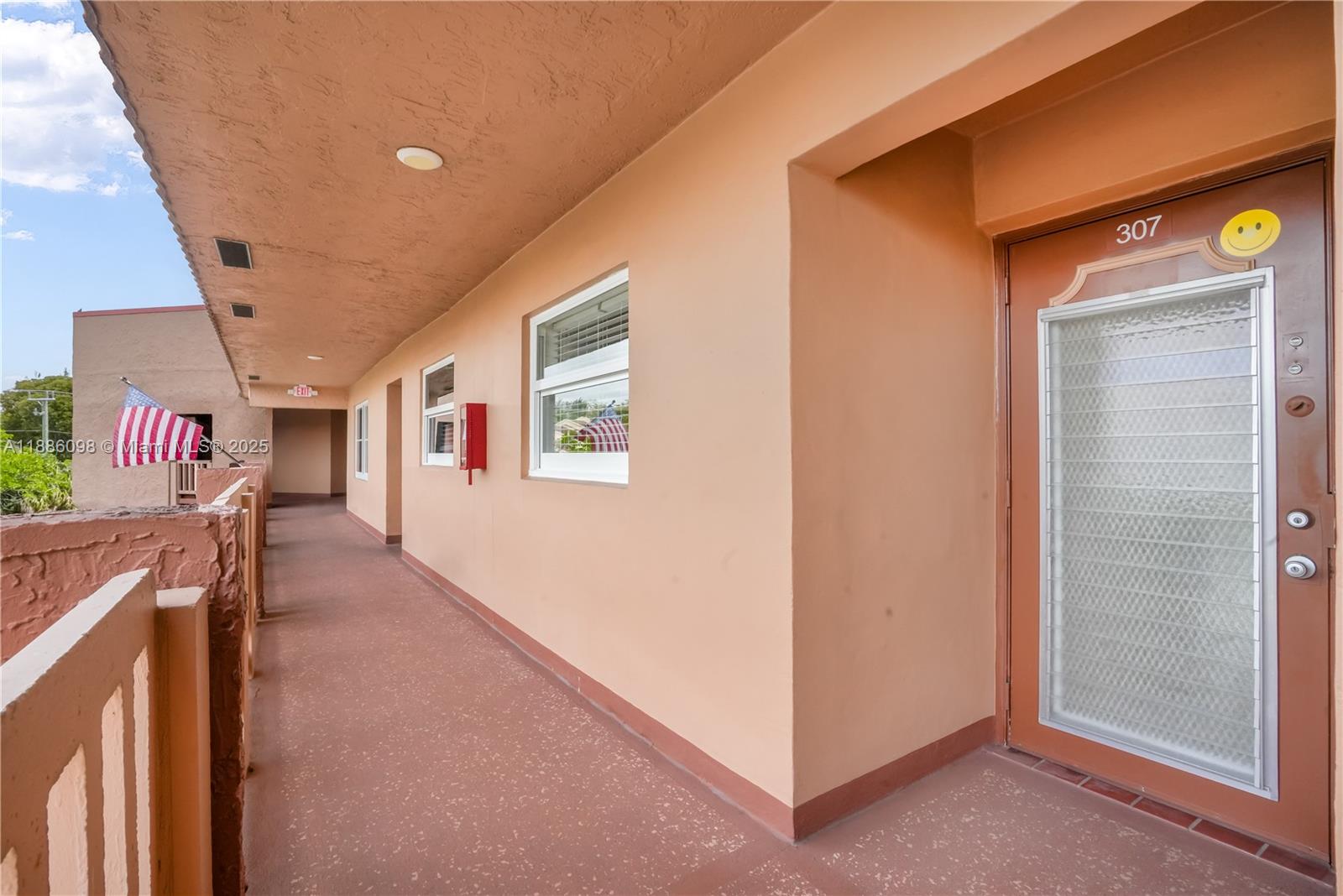 SUNRISE LAKES 147 CONDO - Residential