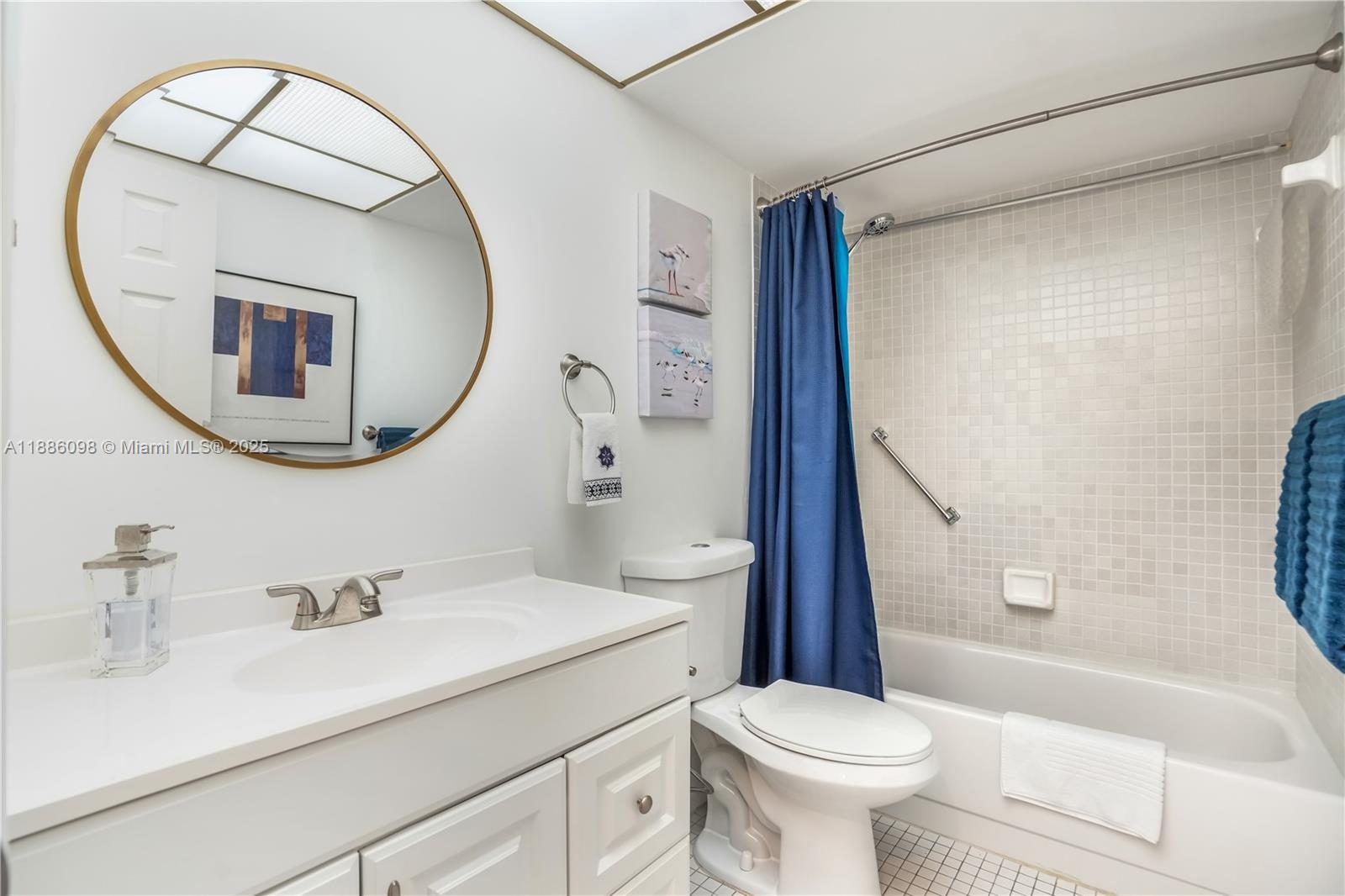 SUNRISE LAKES 147 CONDO - Residential