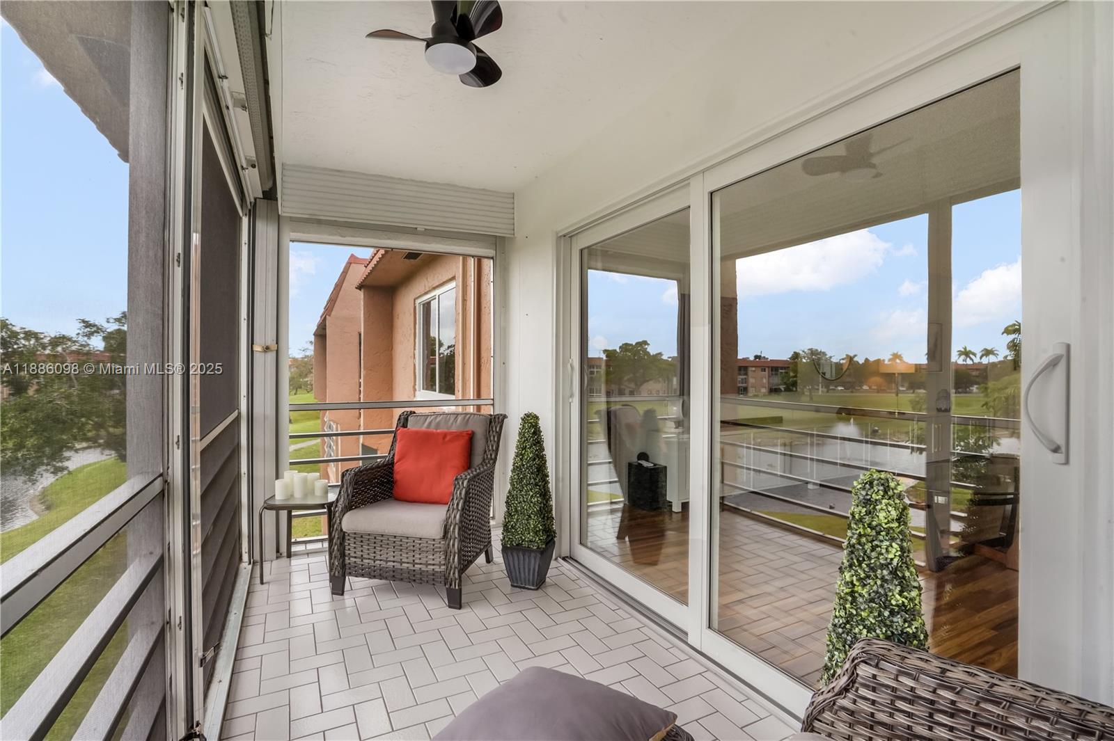 SUNRISE LAKES 147 CONDO - Residential