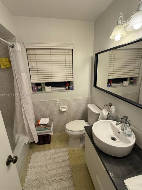 700 Layne Blvd 317 Hallandale Beach FL 33009