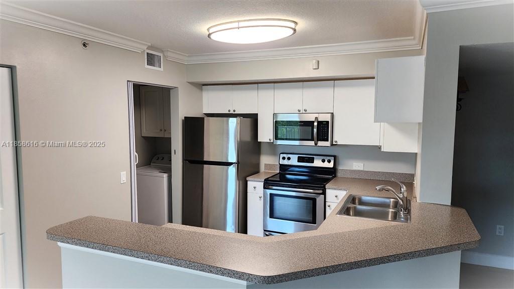VILLA DEL SOL CONDO - Residential Lease