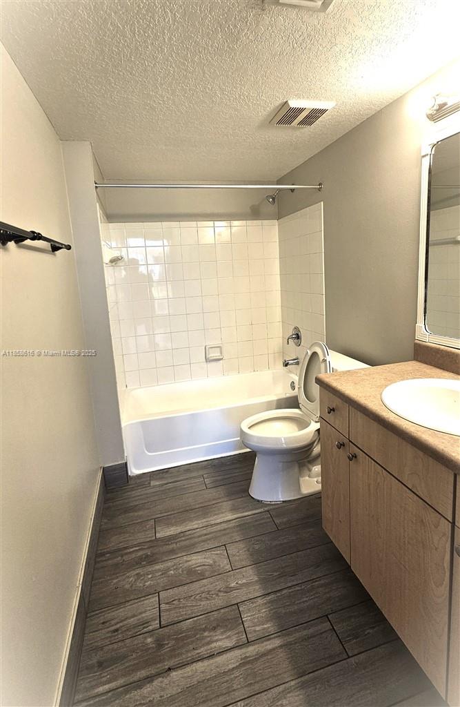 VILLA DEL SOL CONDO - Residential Lease