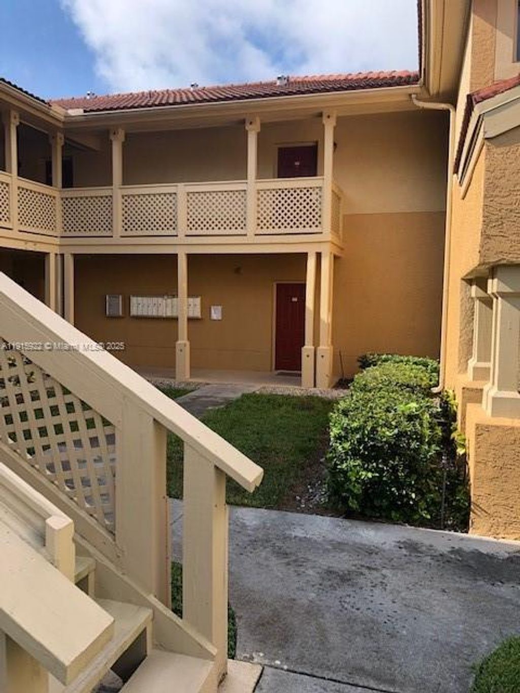 Photo of 4807 Via Palm Lks #1505, West Palm Beach, FL 33417 (MLS # A11915922)