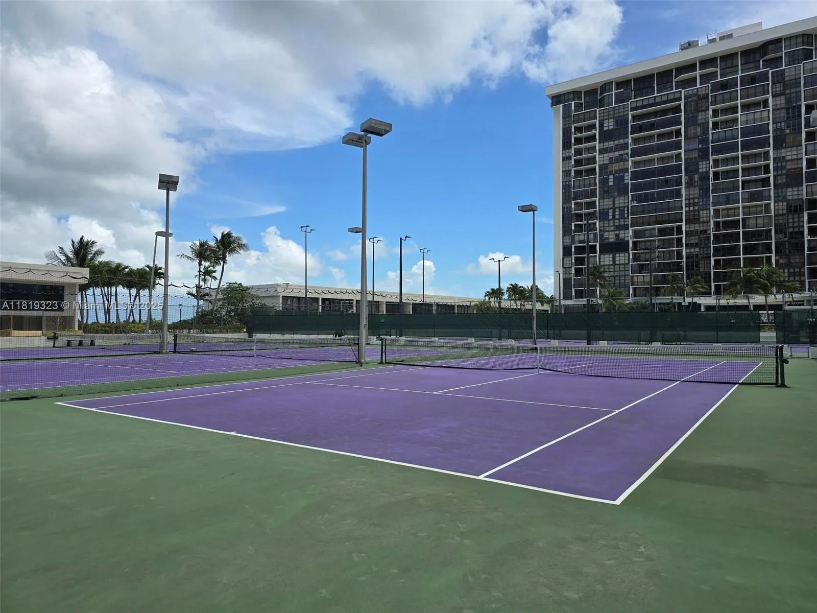 Miami, Florida 33129, United States, 2 Bedrooms Bedrooms, ,2 BathroomsBathrooms,Residential,Active,150331