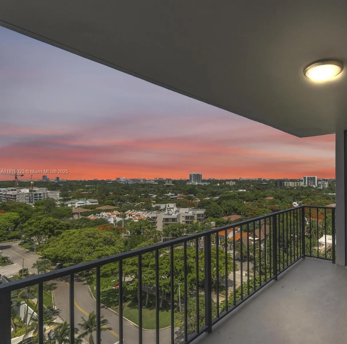 Miami, Florida 33129, United States, 2 Bedrooms Bedrooms, ,2 BathroomsBathrooms,Residential,Active,150331