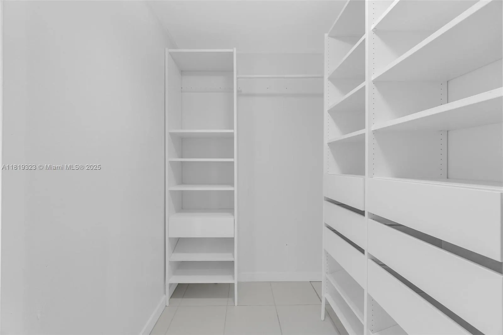 Miami, Florida 33129, United States, 2 Bedrooms Bedrooms, ,2 BathroomsBathrooms,Residential,Active,150331