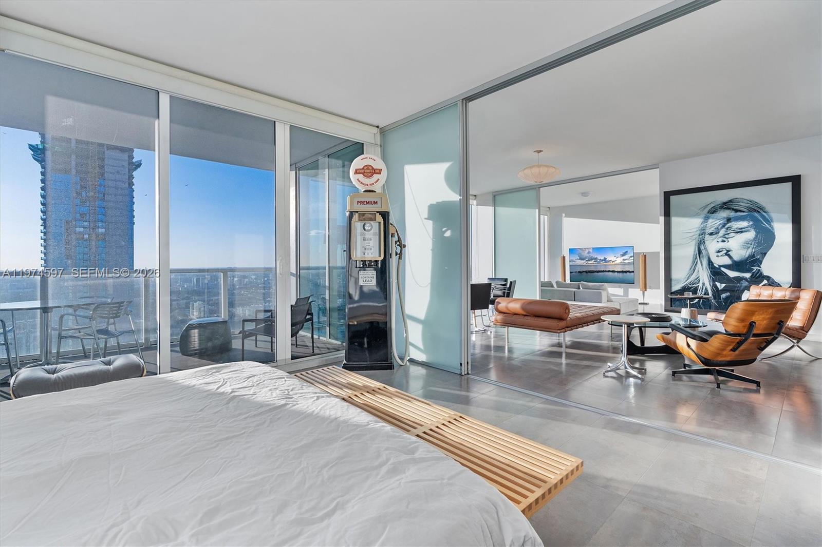 TEN MUSEUM PK RESIDENTIAL - Residential