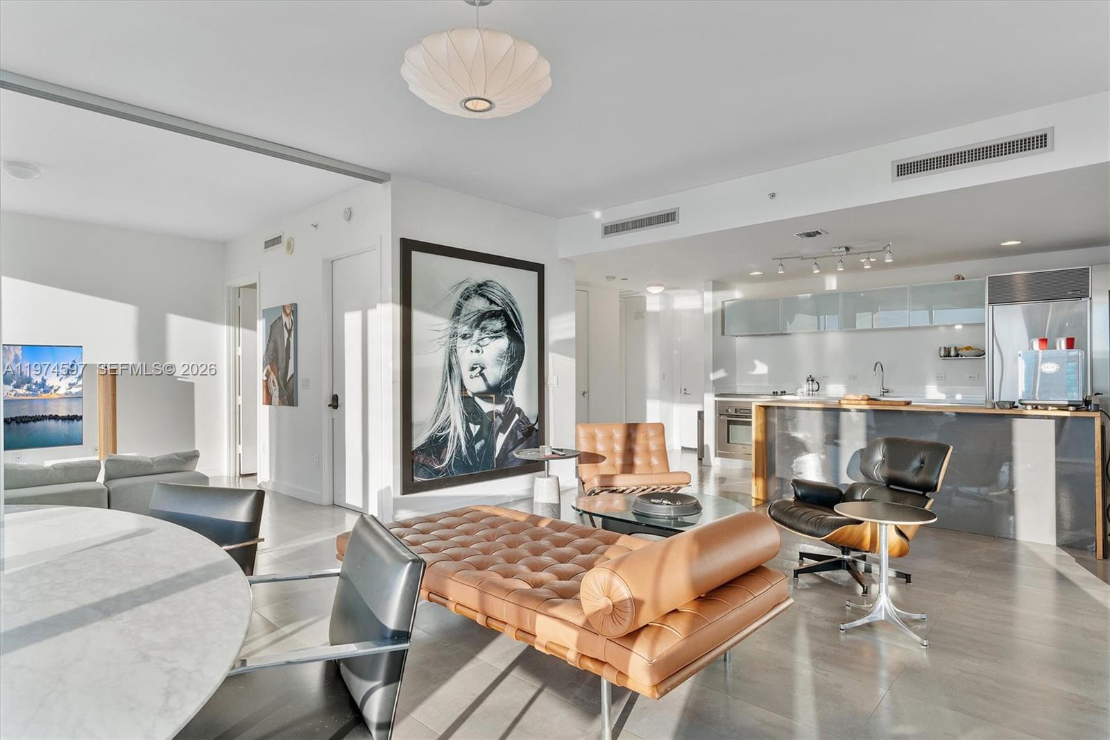 TEN MUSEUM PK RESIDENTIAL - Residential