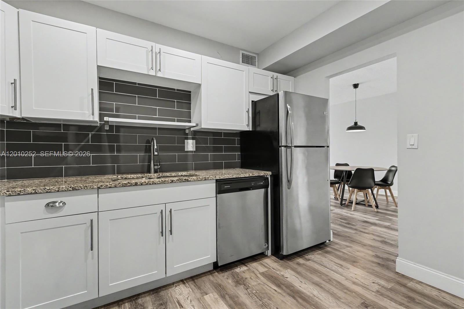 ARLEN HOUSE WEST CONDO - Residential