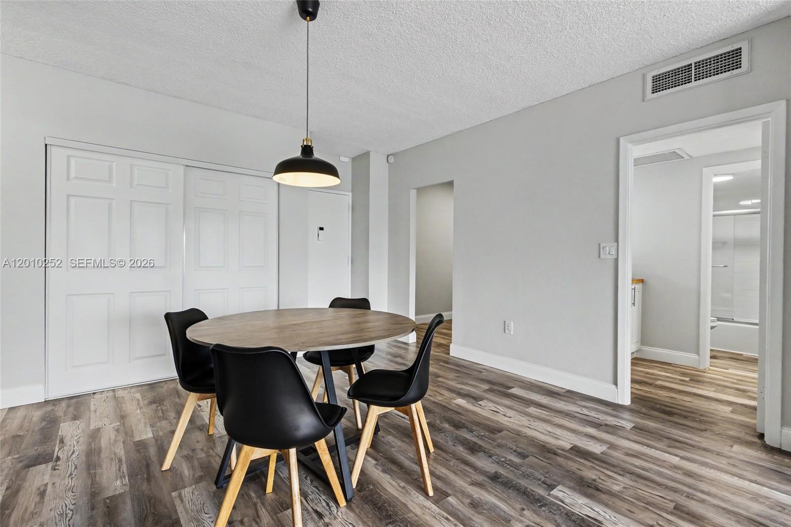ARLEN HOUSE WEST CONDO - Residential