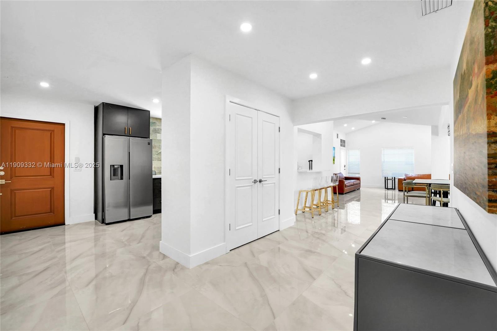 PICKWICK LAKE ESTS SEC 2 - Residential Lease