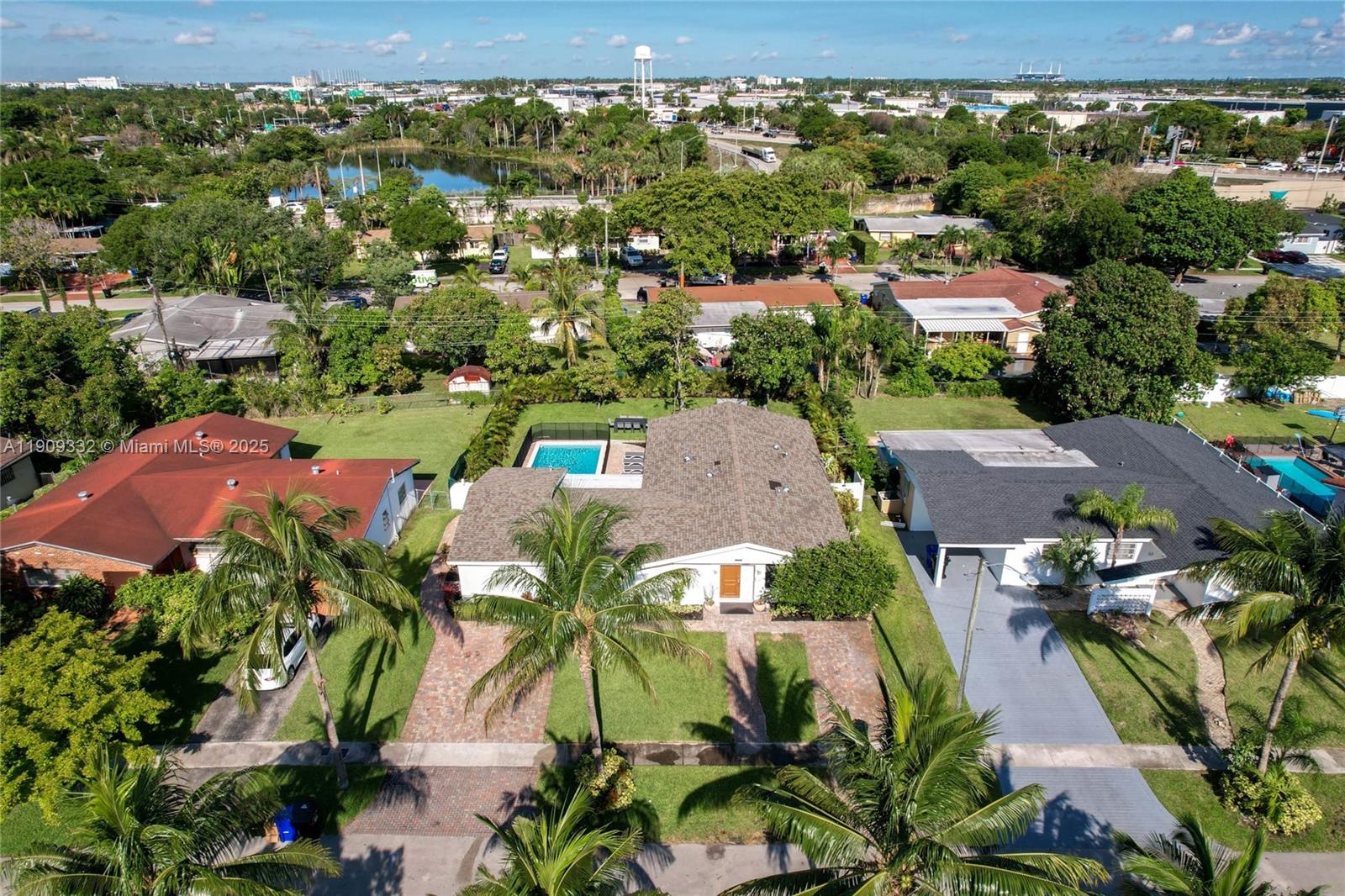 PICKWICK LAKE ESTS SEC 2 - Residential Lease