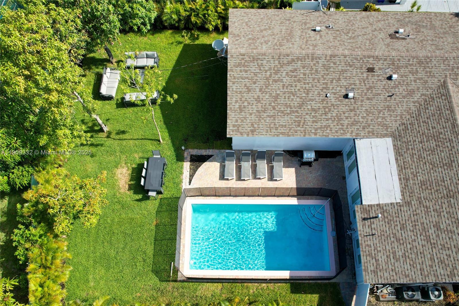 PICKWICK LAKE ESTS SEC 2 - Residential Lease