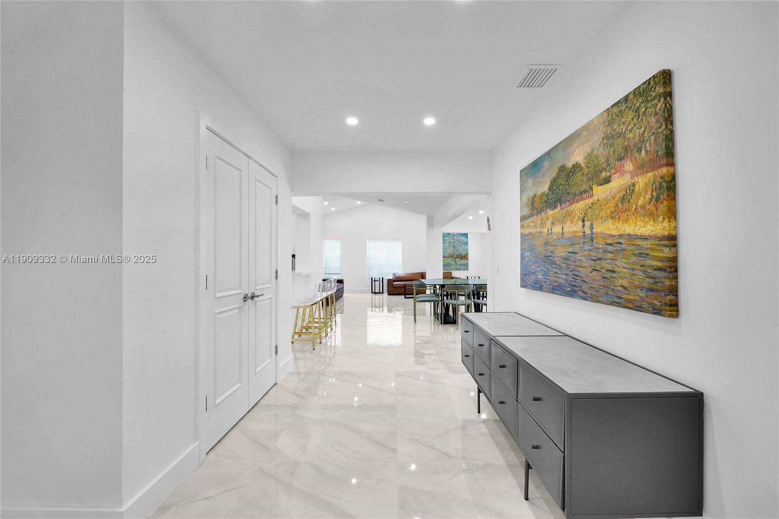 PICKWICK LAKE ESTS SEC 2 - Residential Lease