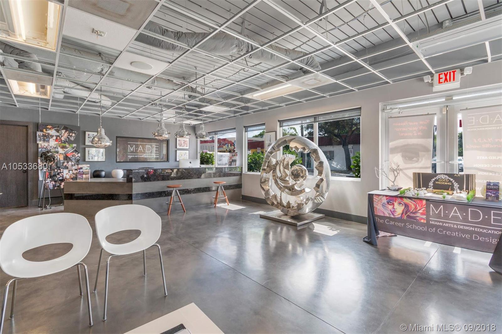 GOLDCOURT - Commercial Sale