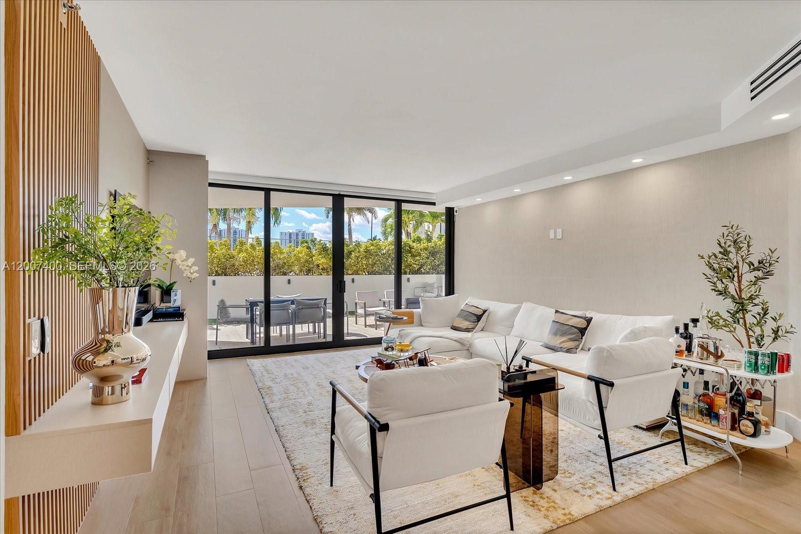 3640 Yacht Club Dr 310