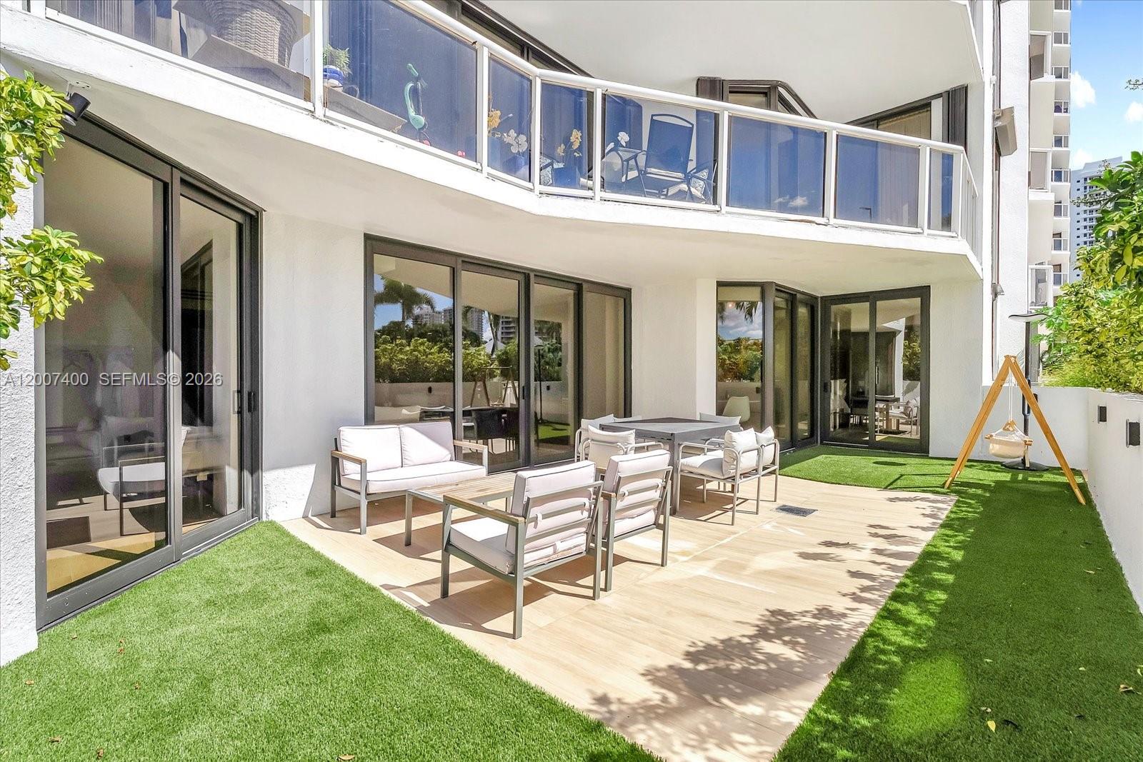 HARBORSIDE AT THE WATERWA - Residential