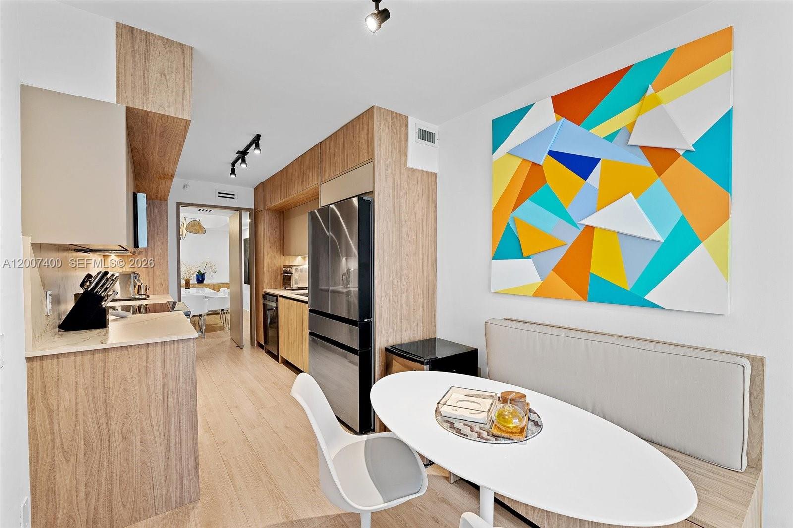 HARBORSIDE AT THE WATERWA - Residential