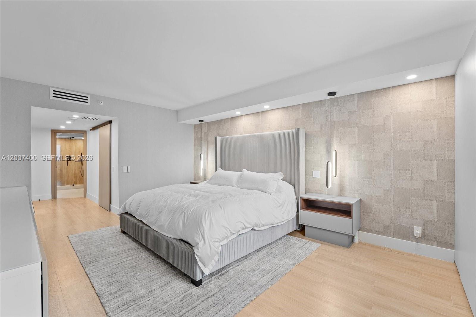 HARBORSIDE AT THE WATERWA - Residential