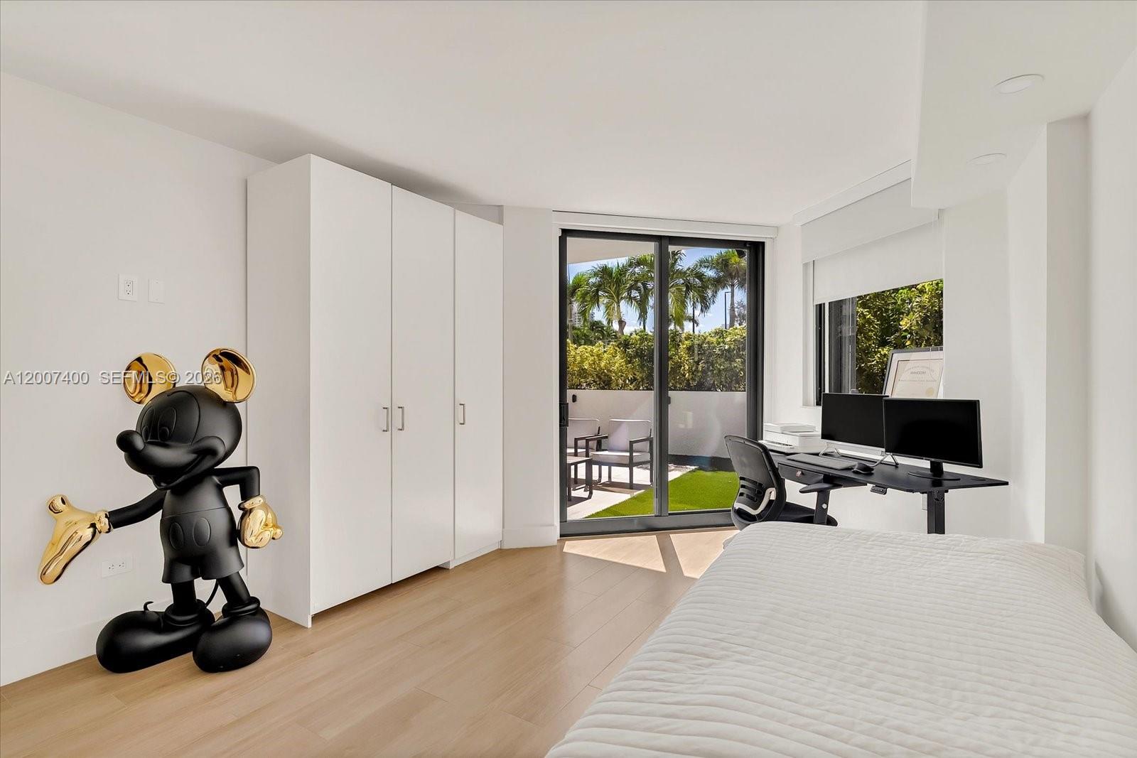 HARBORSIDE AT THE WATERWA - Residential