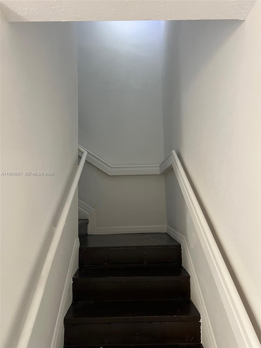 THE SHAMROCK CONDO - Residential